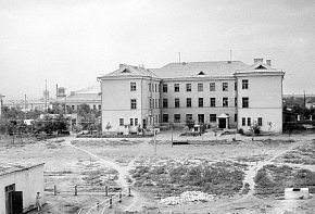 Вулиця Кропивницького 23