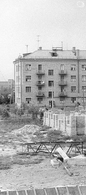 Вулиці Кропивницького 21 та Ватутіна 22 (нині вулиця Федора Караманиць)