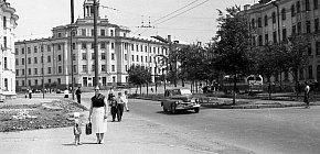 Трест Ленінруда, адміністративна будівля, 1950-ті