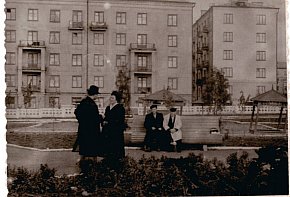 Сквер на вул. Січеславська (Кремлівська), 1955-1957 роки