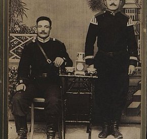 Володимир Тимофійович Бевз зі своїм товарищем, 1906 рік