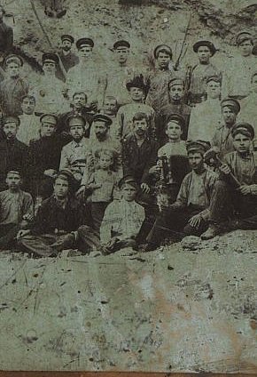 Колектив робітників рудника Копилова, 1909 рік