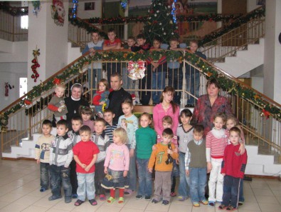 На День Святого Николая криворожским детям-сиротам и детям-инвалидам устроили настоящий праздник