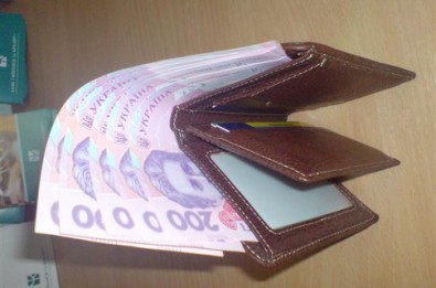 Среднемесячная зарплата в Кривом Роге превысила 3300 гривен