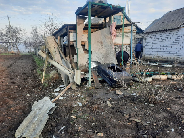 Окупанти обстріляли Мирівську та Марганецьку громади: поліція працює на місцях влучань