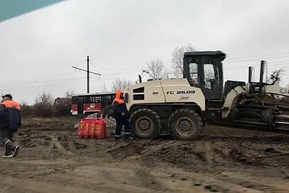 На вулиці Ньютона у Центрально-Міському районі Кривого Рогу розширюють дорогу