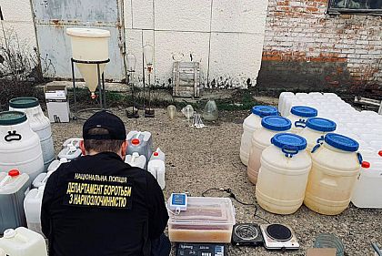 В Никопольском районе разоблачили нарколабораторию, которую обустроили на свиноферме