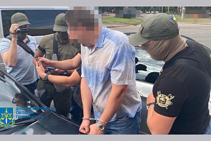 15 лет за решеткой получил мужчина, корректировавший огонь окупантов по аэропорту Кривого Рога