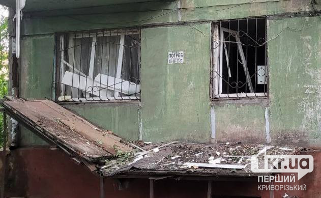 Влучання «Шахедів» по Кривому Рогу: в декількох десятках будинків вибиті вікна
