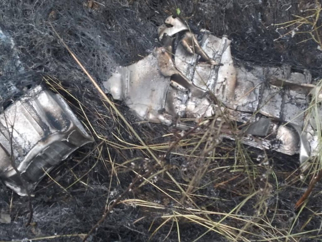 Над Дніпропетровщиною захисники збили ракету, падіння уламків спричинило пожежу