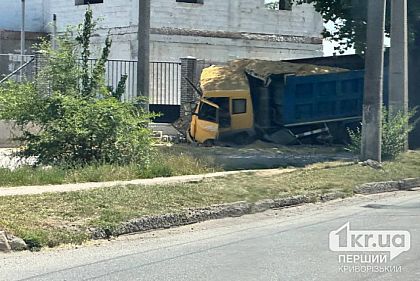 В Кривом Роге произошло ДТП с грузовиком и ГАЗеллю