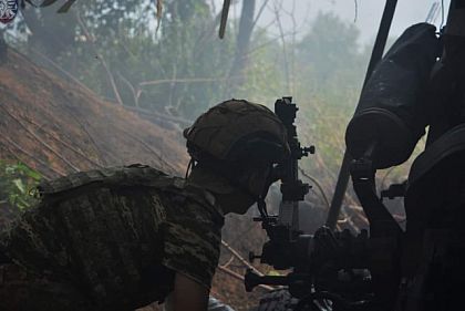 Протягом доби на чотирьох напрямках відбулось близько 30 бойових зіткнень