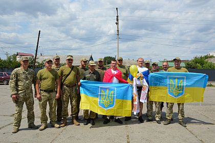 Пограничники-защитники Змеиного дома после 15 месяцев плена
