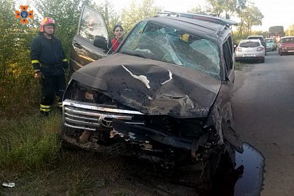 В Кривом Роге произошло ДТП с участием трех автомобилей: есть погибший