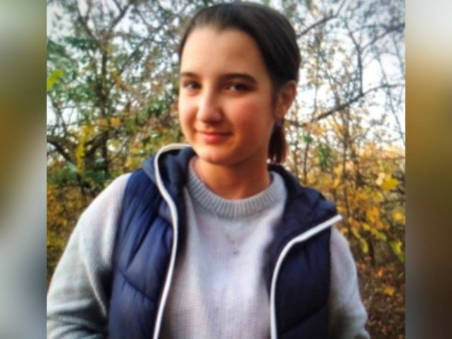 ОБНОВЛЕНО: Полицейские Кривого Рога разыскивают 13-летнюю Анастасию Лаур