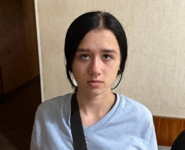 ОБНОВЛЕНО: В Кривом Роге разыскивают 15-летнюю Алину Гончаренко