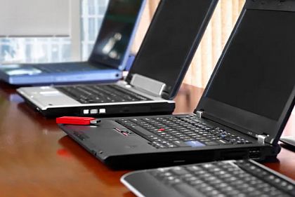 В школы Кривого Рога поступили планшеты и ноутбуки