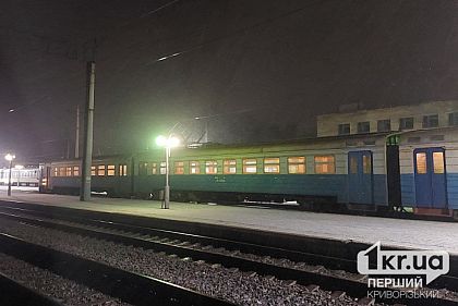 В Кривом Роге возле железнодорожных путей нашли тело мужчины