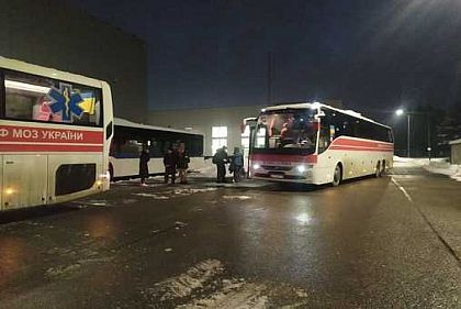 На этой неделе на реабилитацию и протезирование в зарубежные клиники эвакуировали 32 пострадавших украинца