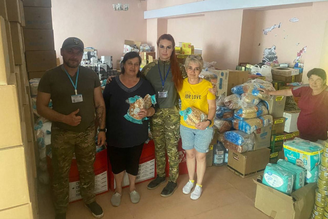 Криворізькі волонтери допомагають затопленим громадам Херсонщини та Нікопольщини