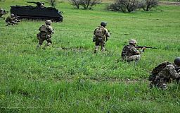 Силы обороны продолжают вести наступательные действия, – Сырский