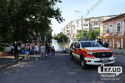Спасатели из Днепропетровщины помогают эвакуироваться жителям Херсонской области