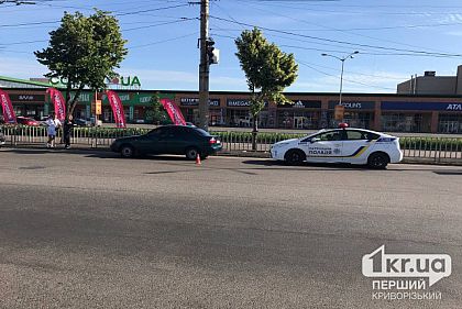 В Кривом Роге столкнулись две легковушки