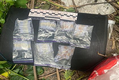 В Кривом Роге во время задержания наркоделок напал на полицейского