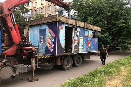 В Кривом Роге демонтировали незаконно установленные киоски