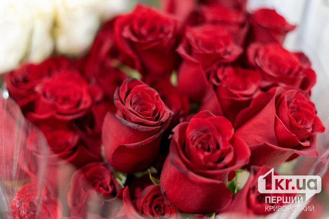 День Святого Валентина: сколько стоят цветы в канун праздника в Кривом Роге
