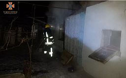 Ночью криворожские пожарные ликвидировали два пожара в частном жилом секторе