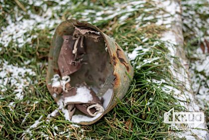 Украинские ракетчики и артиллеристы уничтожают вражеские силы и технику