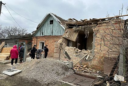 На місцях обстрілів у Нікопольському районі працює поліція