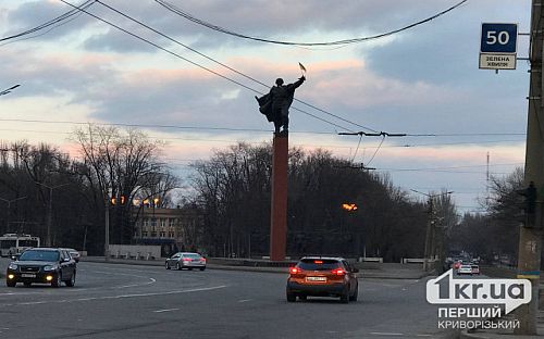 Головне фото новини