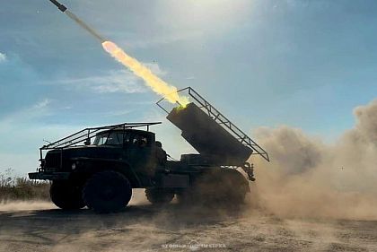 64 боевых столкновения произошли на фронте за минувшие сутки