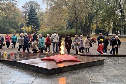 В Кривом Роге почтили память героев Второй мировой войны