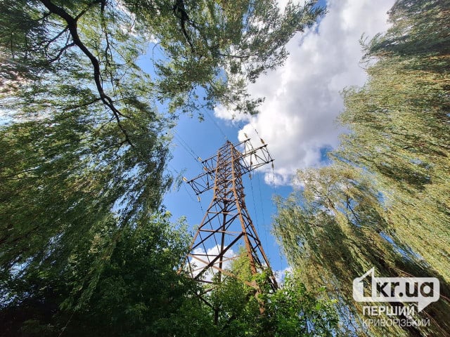 У липні енергетики повернули світло майже 18 тисячам родин Дніпропетровщини