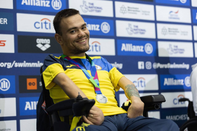 Новый мировой рекорд по параплаванию установил спортсмен из Днепропетровщины