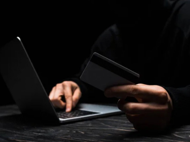 Как не стать жертвой мошенников во время онлайн-покупок: советы криворожанам