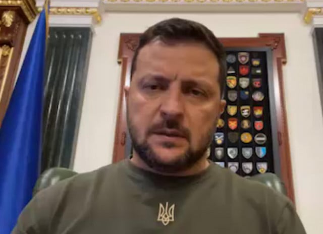 Зеленский заявил об увольнении всех областных военкомов