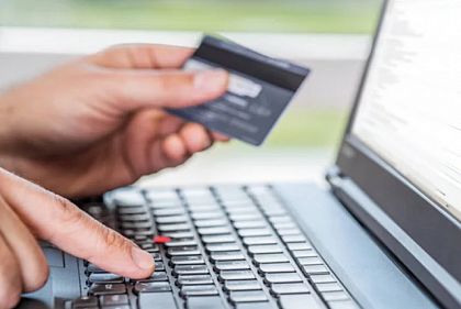 В этом году на Днепропетровщине зафиксировали более 5,2 тысяч случаев интернет-мошенничества