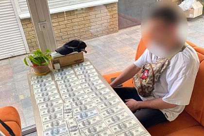 За 5000 долларов обещал помочь в уклонении от мобилизации: в Днепре задержали подозреваемого
