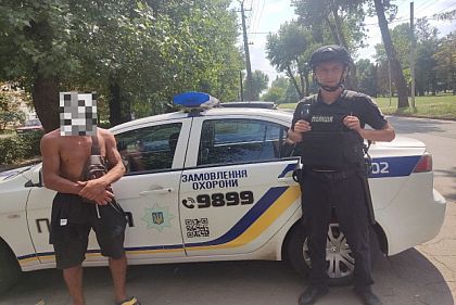 Криворожанин ударил мужчину в лицо, полиция задержала нарушителя