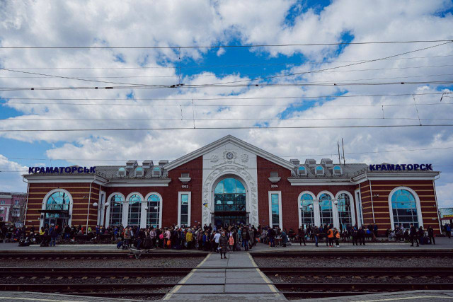 На вокзале в Кривом Роге объявят минуту молчания в честь жертв ракетного удара по Краматорску