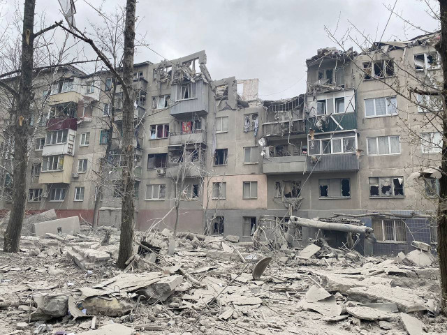 Враг обстрелял жилые кварталы Славянска: один дом частично разрушен