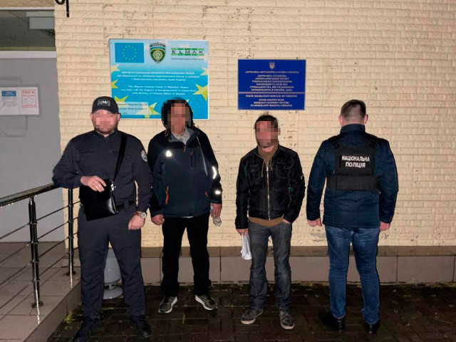 На Дніпропетровщині міграційна поліція викрила трьох нелегалів