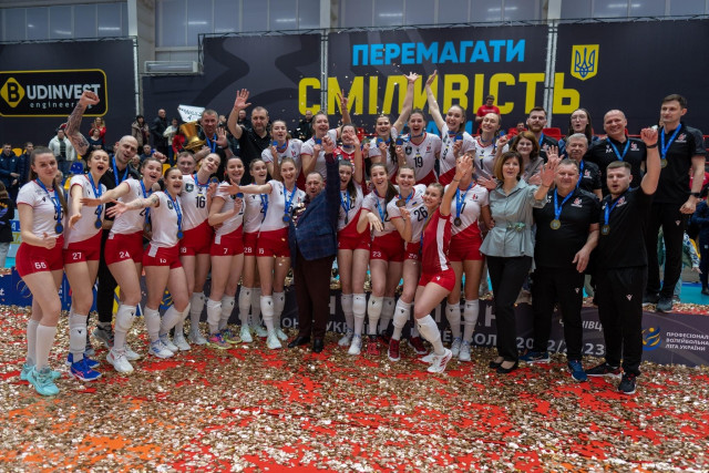Випускники криворізької школи здобули перемогу на Чемпіонаті України з волейболу