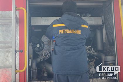 Во время тушения пожара в доме криворожские спасатели обнаружили тело женщины