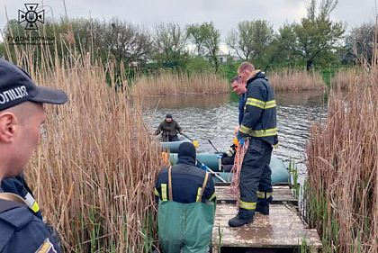 З річки на Дніпропетровщині витягли тіло чоловіка