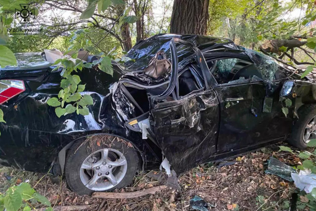 У Криворізькому районі сталася аварія: загинула жінка та двоє чоловіків травмувалися